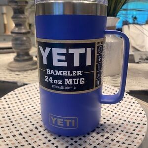 YETI Rambler 24 oz Mug with Magslider Lid